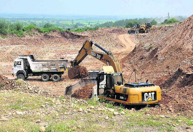 Contractors with SAD links bag mining contracts again
