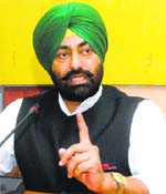 Sukhpal <b>Singh Khaira</b> - 2015_12%24largeimg25_Friday_2015_010036288