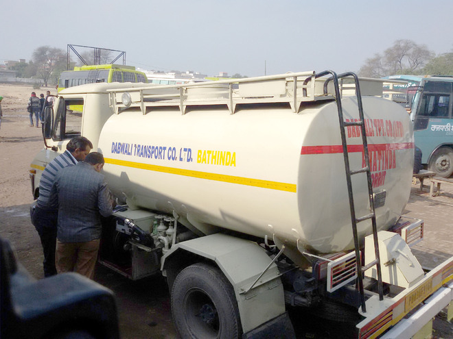 Badal buses in wrong lane, again; illegally using oil tanker as mobile fuel station