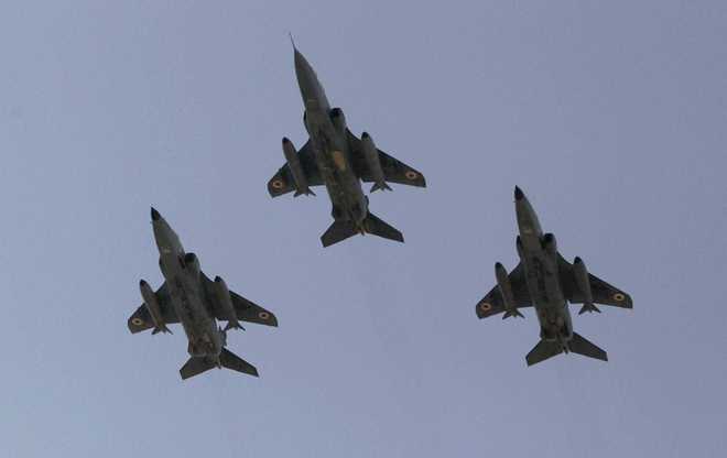 IAF’s Jaguar aircraft crashes in Rajasthan, both pilots safe