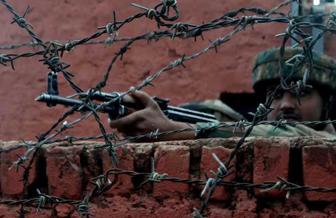 3 militants killed in attack on army camp at Kupwara in Kashmir