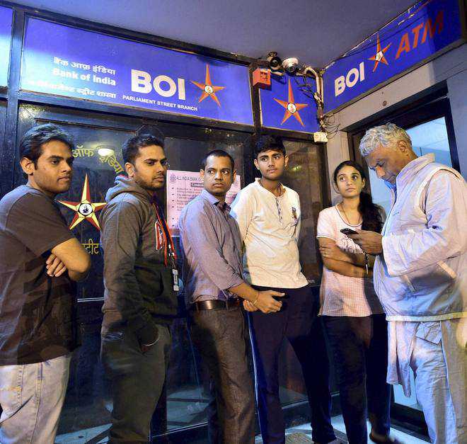 Banks to open more counters, work extra hours to tackle rush