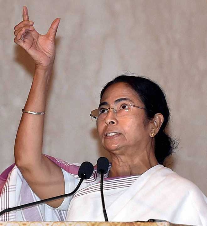 Mamata speaks to President on demonetisation issue