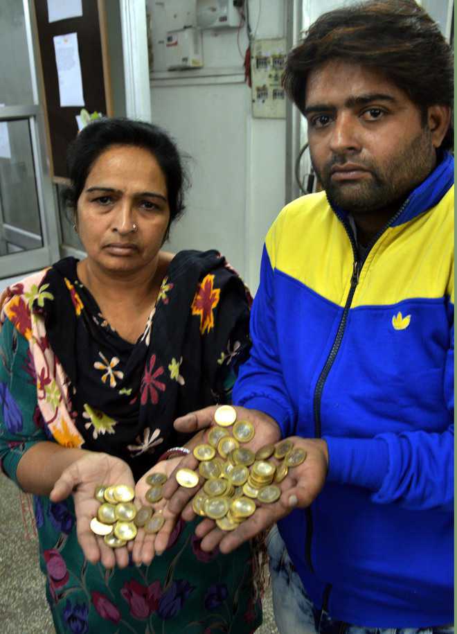 No takers for coins he got in exchange from bank