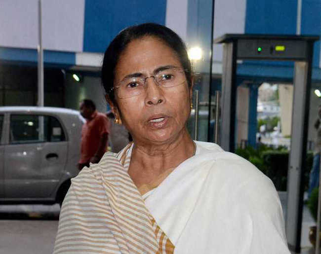 Army row: Mamata unrelenting