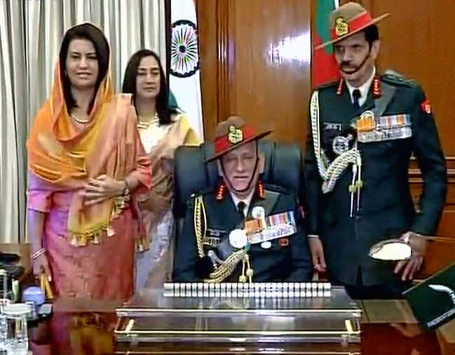 Gen Bakshi extends support as Gen Rawat takes over as army chief