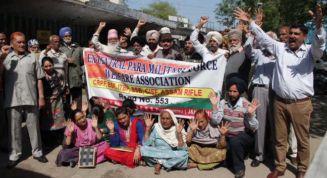 Retd paramilitary forces’ personnel demand ‘one rank, one pension’
