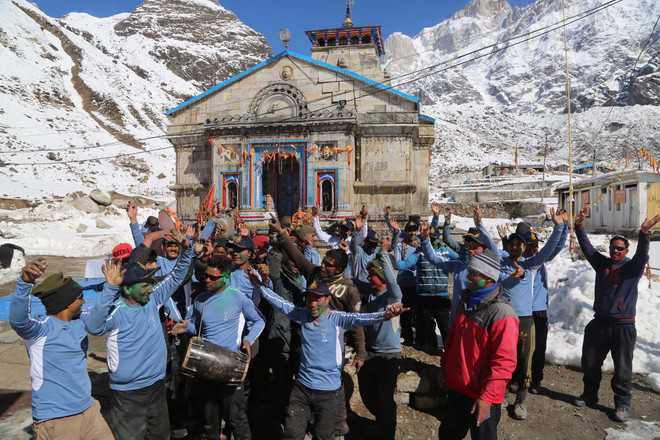 IMA cadets celebrate Holi at Kedarnath