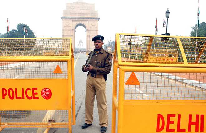 Alert on 3 Pak terrorists in car; Mumbai, Goa, Delhi likely targets