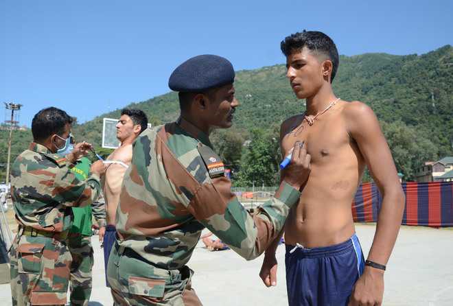 1,800 candidates appear for Army recruitment test in J-K