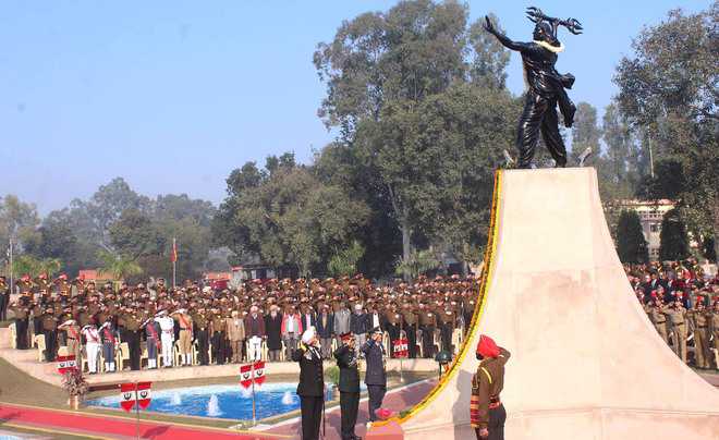 Martyrs remembered on Vijay Diwas