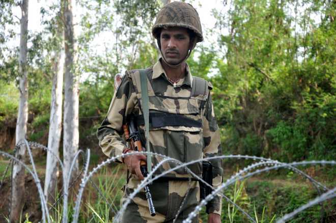 Army Major, 3 soldiers killed in Pak firing along LoC
