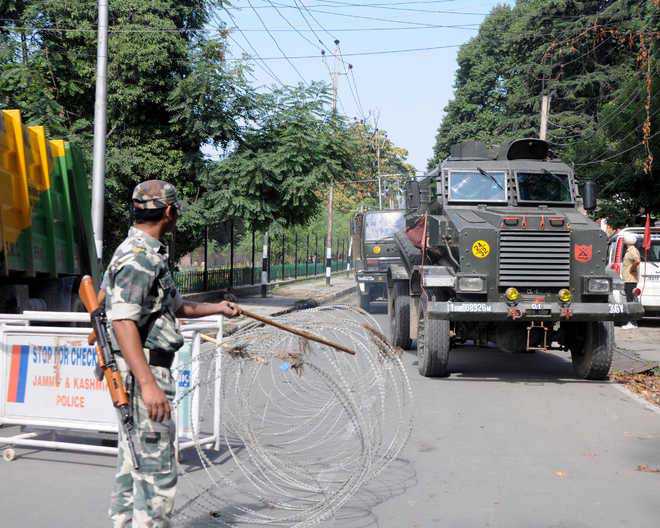 2 Army brigades out of Kashmir