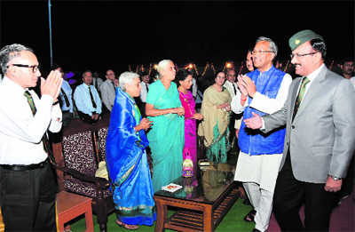 CM Rawat felicitates ex-servicemen