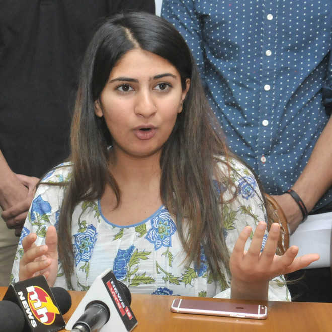 Gurmehar joins drive on freedom of expression