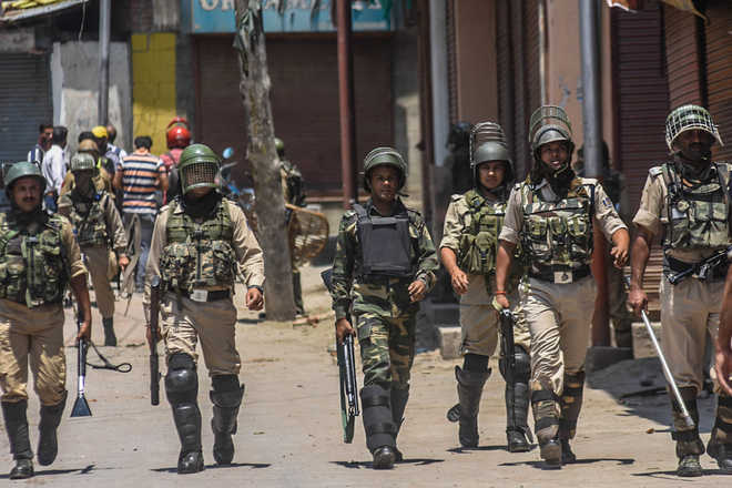 Semblance of normalcy in Kashmir as restrictions ease