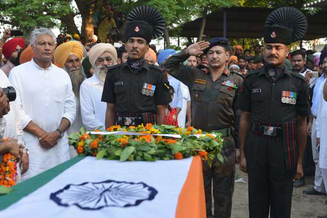 Sepoy Jaspreet Singh killed in Pak firing cremated with state honours