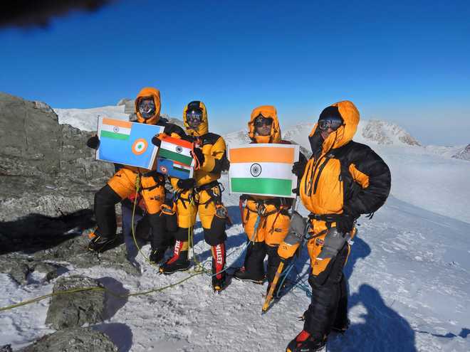 IAF’s air warriors summit 7 major peaks across 7 continents