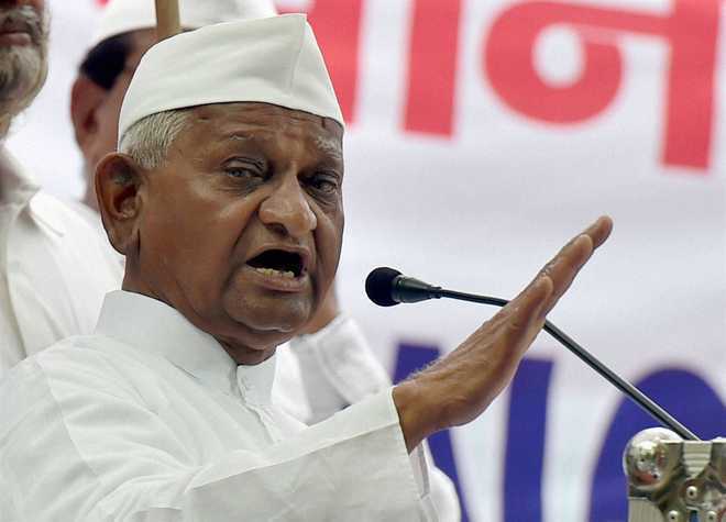 SC judges’ comments expose unholy nexus: Hazare