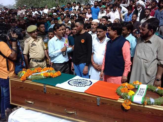 Rifleman Aurangzeb laid to rest