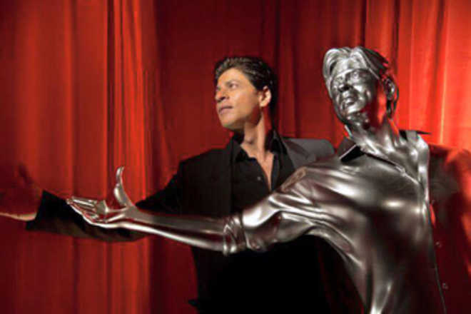 Shah Rukh Khan reveals his secret to happiness : The Tribune India