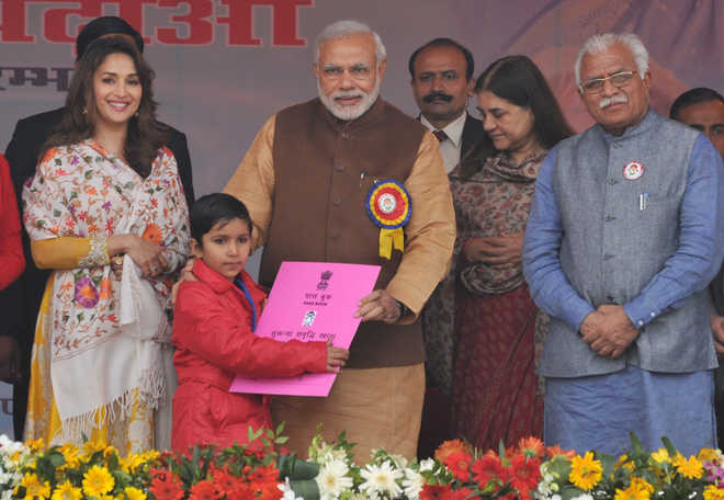 PM launches ‘Beti Bachao, Beti Padhao’ campaign from Panipat