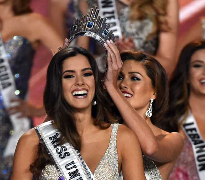 Columbia’s Paulina Vega crowned Miss Universe