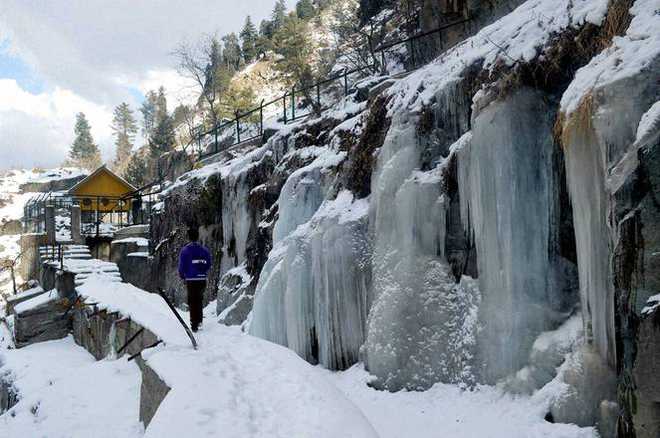 Cold wave back in Kashmir region