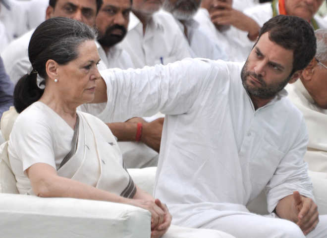 No interference from Sonia, Rahul: Cong leaders