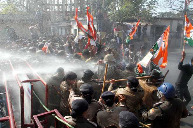 NSUI activists’ march to BJP office foiled