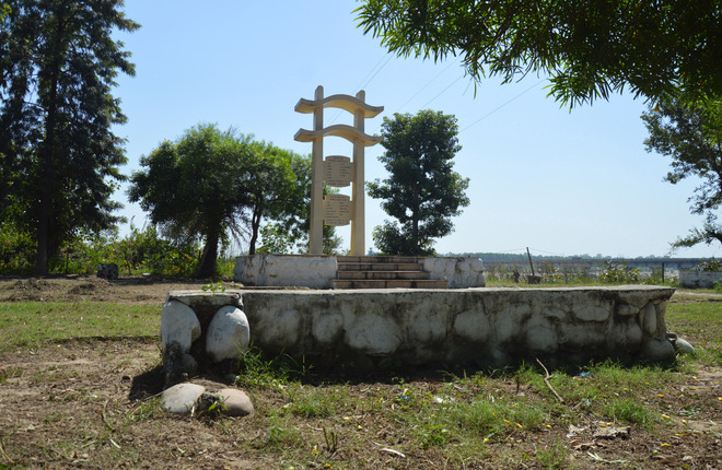 Gandhi memorial, philosophy lie in ruins