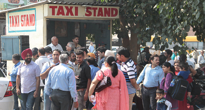 Taxi operators do brisk business as trains cancelled