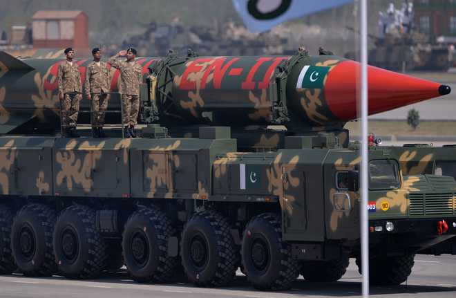 Pak to tell US it won''t accept limits on tactical nuclear weapons