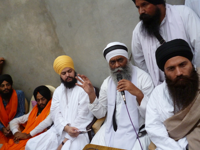 Sikh leaders harden stance as brothers allege police torture