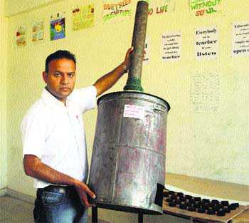 This teacher finds way to convert agricultural waste into biofuel