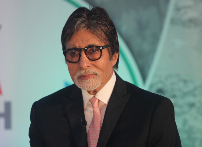 Amitabh sings for charity