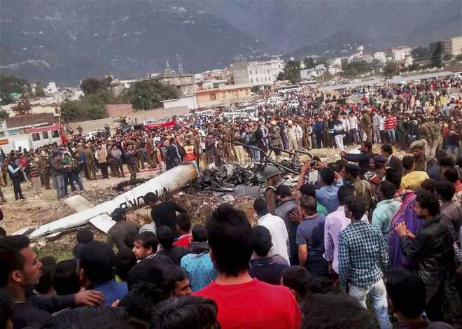 6 pilgrims, woman pilot killed as chopper crashes in Katra