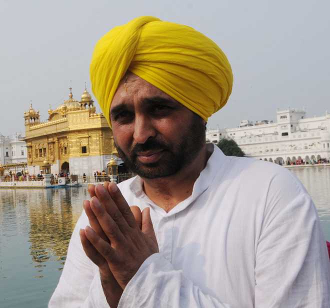 Bhagwant Mann challenges Sukhbir, other leaders for dope test