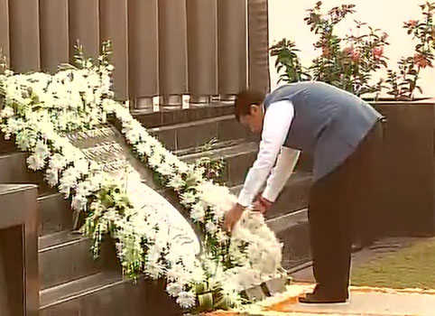 Tributes paid to martyrs on 26/11 Mumbai attacks anniversary