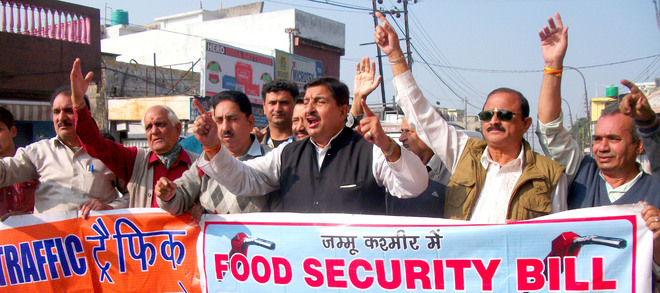 New Plot residents protest scarcity of sugar in Jammu
