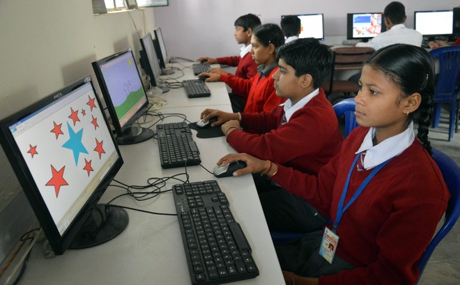 Govt school kids becoming tech-geeks a far cry