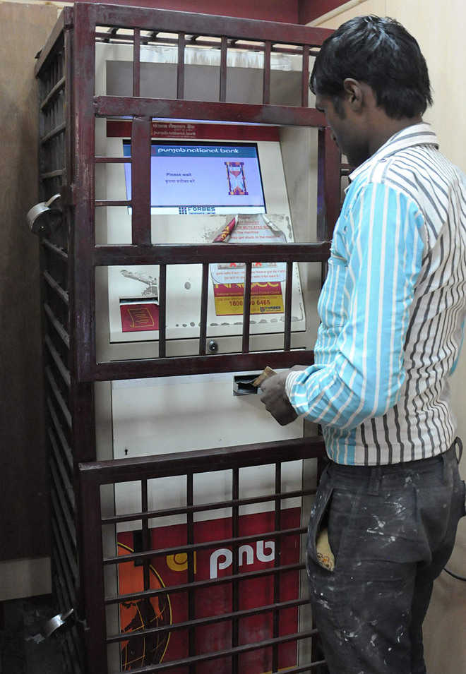 To prevent thefts, police for ATM machines that spray ink