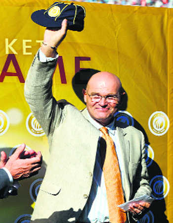 Crowe inducted into the ICC Cricket Hall of Fame