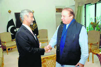 Must start new chapter in ties, Sharif tells Jaishankar