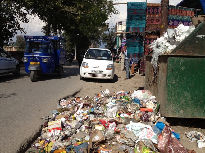 Garbage greets lakhs of pilgrims to Kangra