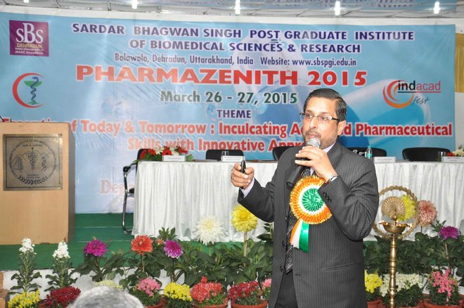 Industry, academia interact at Pharmazenith 2015