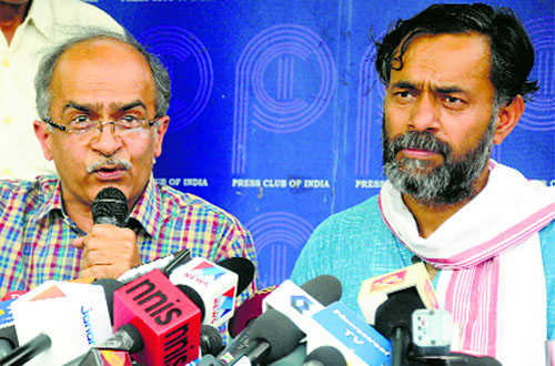 AAP council may oust Yadav, Bhushan today
