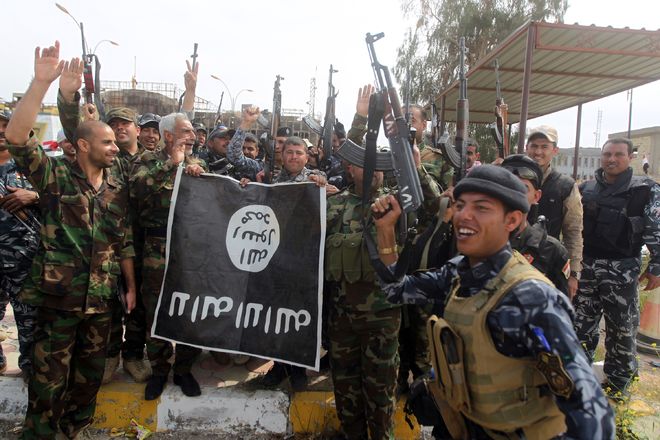 Iraqi forces hunt jihadists after Tikrit victory claim