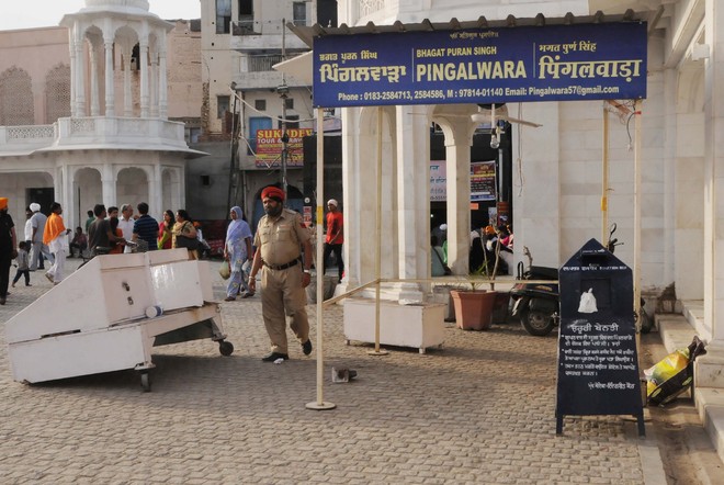 SGPC, Pingalwara lock horns over stall removal