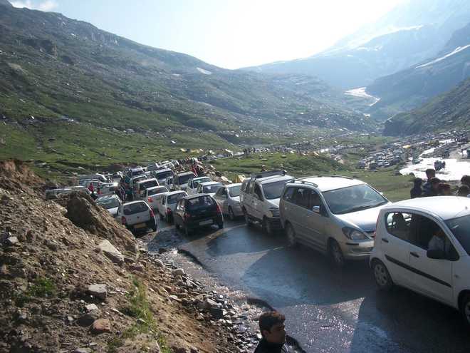 No diesel vehicles to enter Rohtang from May 1